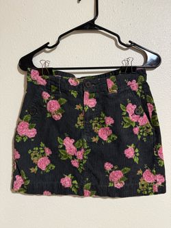 Women’s floral skirt