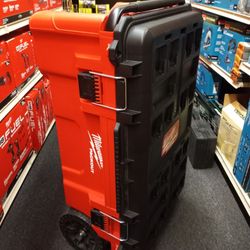 MILWAUKEE PACKAOUT ROLLING TOOL BOX