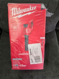 Milwaukee M18 Brushless 120 MPH 450 CFM 18V Cordless Handheld Battery Powered Leaf Blower (Tool-Only)