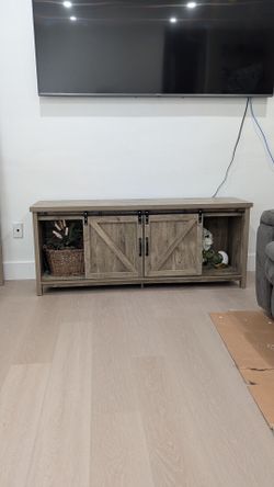 Table for TV