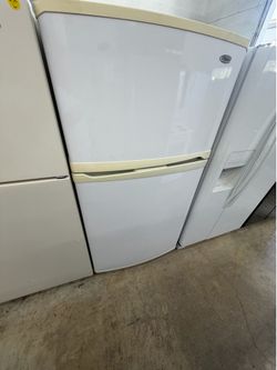 🌅top and Bottom whirlpool fridge