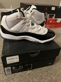 Jordan 11 Retros, Size: 3