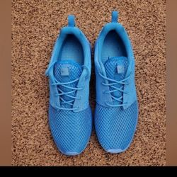 Nike Roshe 10m - Very Lightly Used