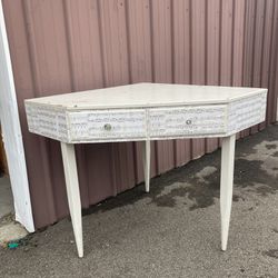 White Solid Wood Corner Table
