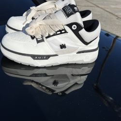 Size 10.5-11