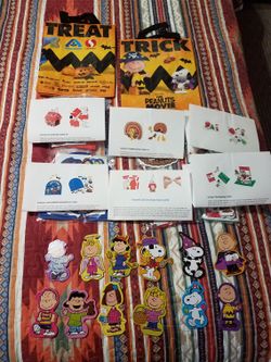 (19) PC SNOOPY PEANUTS DIY FELT FOAM KITS, CARDBOAD HALLOWEEN EASTER FINGER PUPPETS BAG