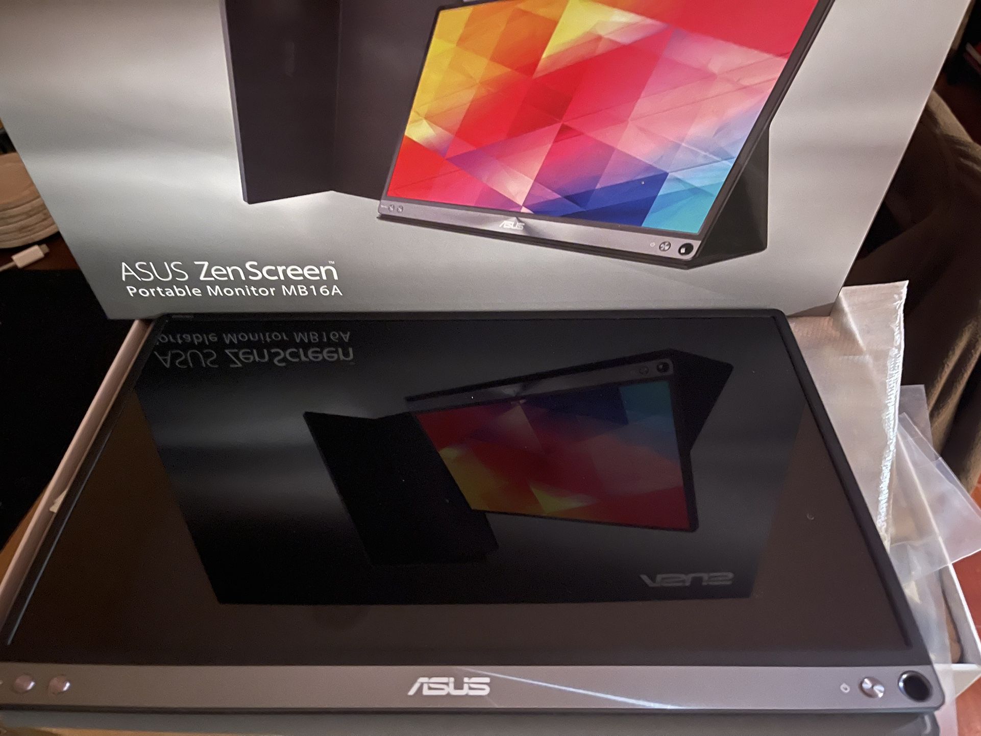 Asus 15.6” Portable ZenScreen Monitor