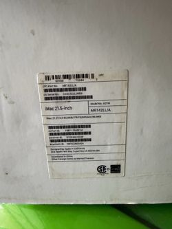 Apple iMac 21.5” Desktop Computer