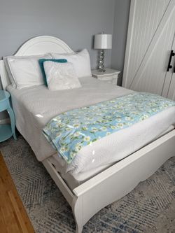 White Full Size Bedroom Set
