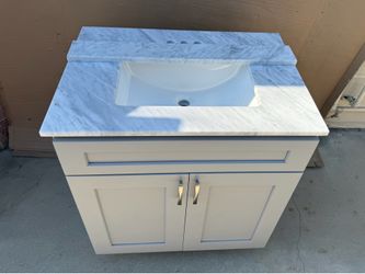 30” solid wood bathroom vanity