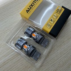 Brand New AUXITO CANBUS 7NA Switchback LED Bulbs with Built-in Resistor Anti Hyper Flash 7443A 7444NAK T20 Dual Color Amber Turn SKU213-S1