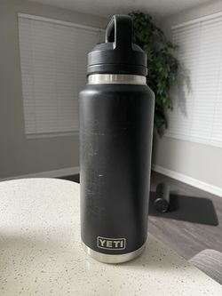 Yeti Rambler 46 Oz Bottle for Sale in Houston, TX - OfferUp