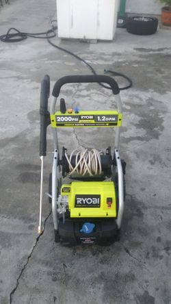 Pressure washer