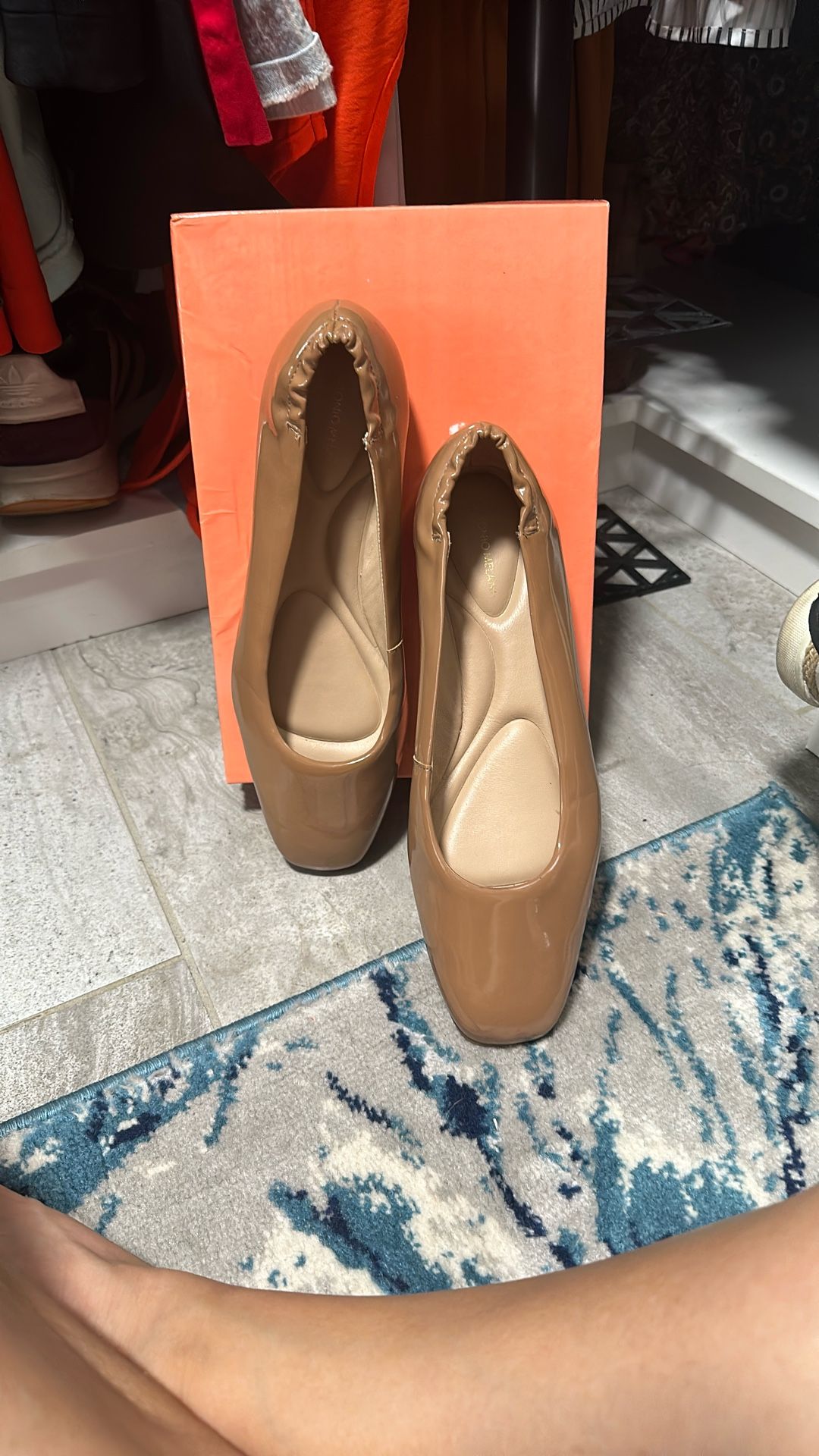 Tan Antonio Melanie Flat Size 8.5