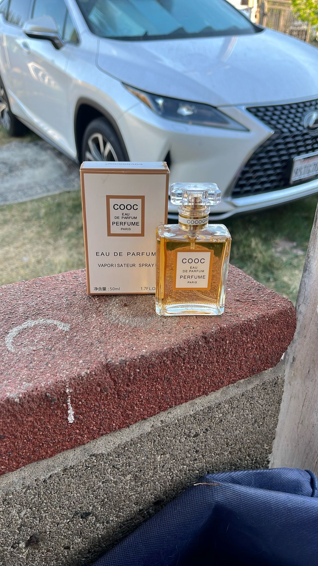 Perfume New And Good Smelling