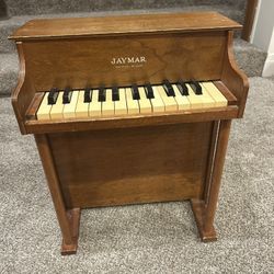 Jaymar 1950s Toy Piano