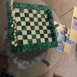 Malachite / marble chess board w pieces