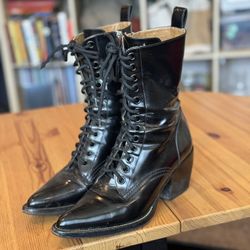 Chloe Rylee Glossed Leather Lace up boots