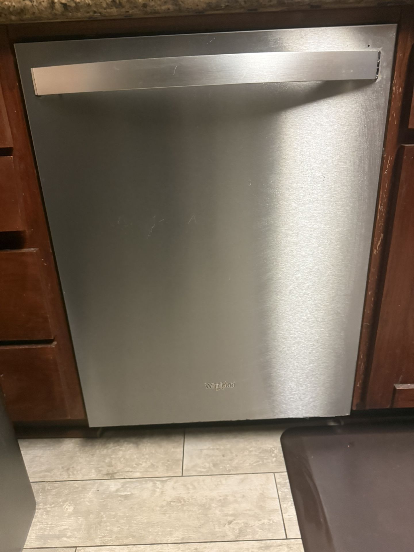 Whirlpool Dishwasher