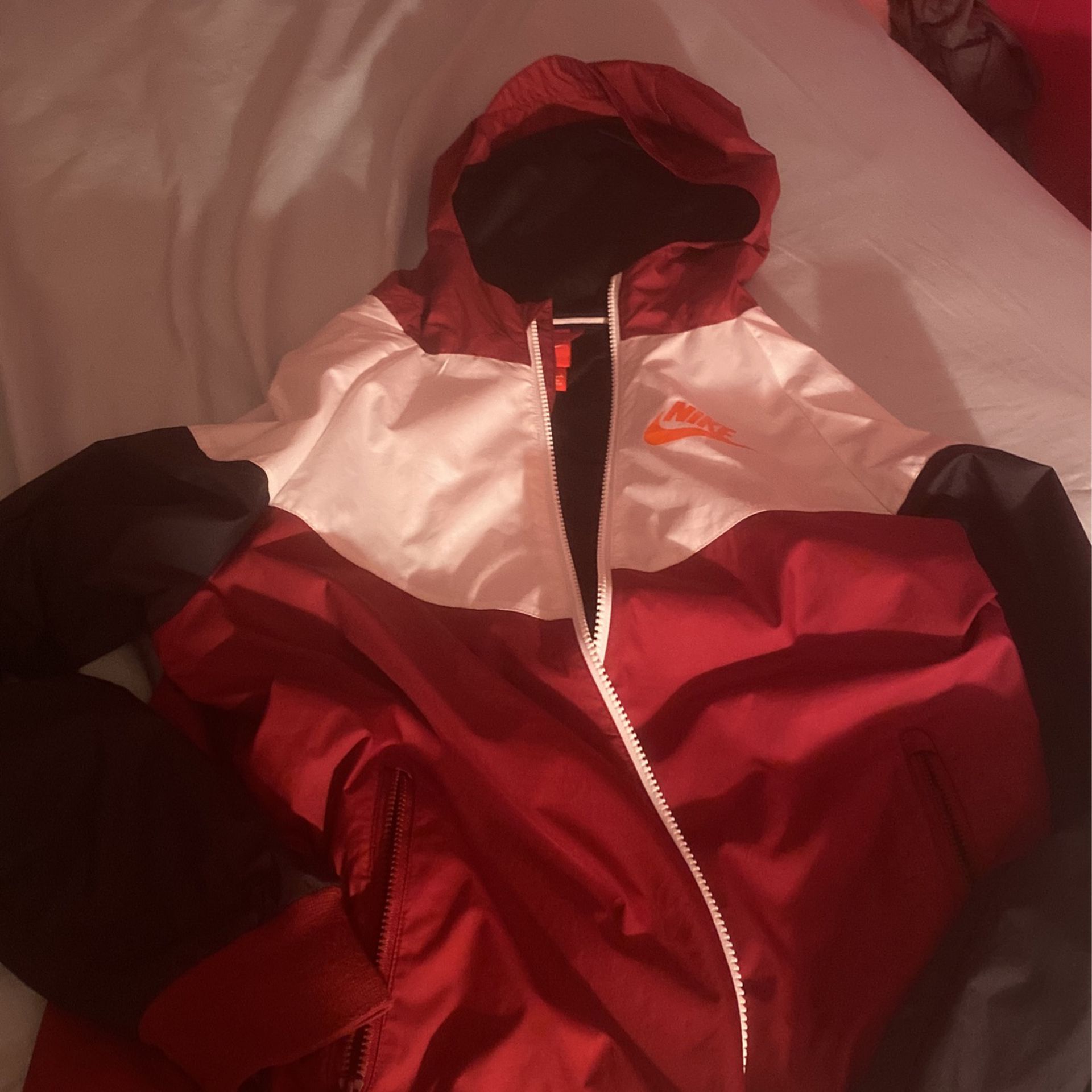 Nike Jacket Sizes Large But It Fit Like A Small 