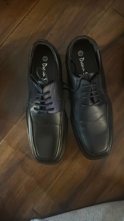Men’s 6.5 Black Dress Shoes