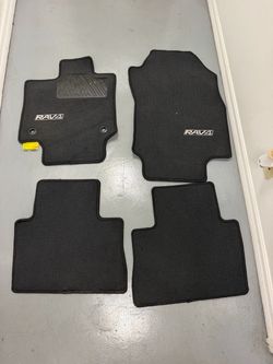 Toyota RAV4 2019-2025 Original Floor Mats – Set of 4