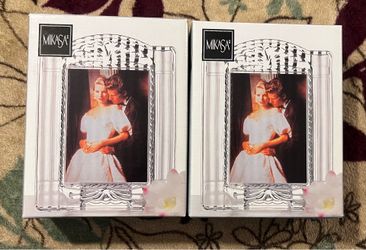 Set Of 2 Mikasa Cotillion Frost Crystal Picture Frame