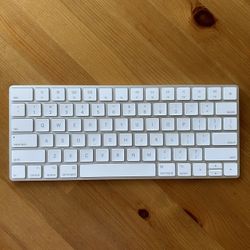 Apple Magic Keyboard 2