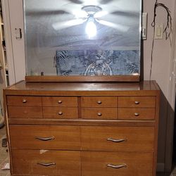 Vtg Dresser with Mirror