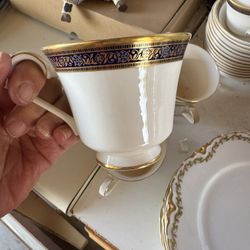Royal Doulton  “Harlow” Bone china