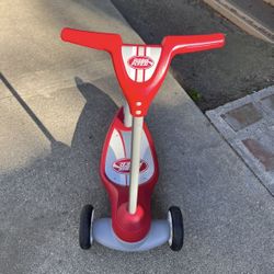 Radio Flyer Kids Scooter