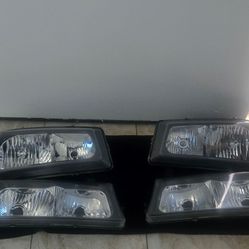 Chevy silverado head lights 07 -2013