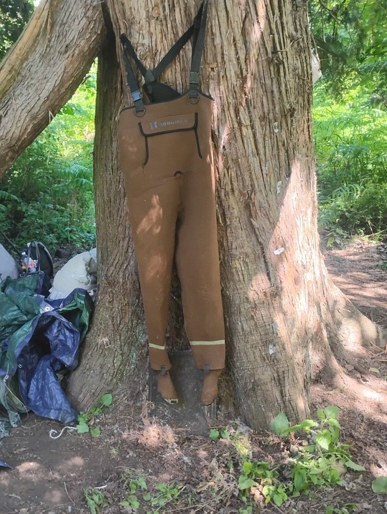 I Am Selling Used Men Fishing Wear