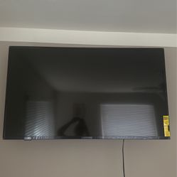Like NEW 50 Inch Smart Tv With Alexa Voice Remote ( Mount Included) 