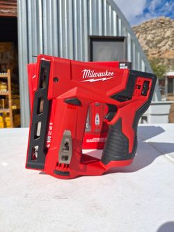 Milwaukee M12 3/8" Crown Stapler (Tool Only)