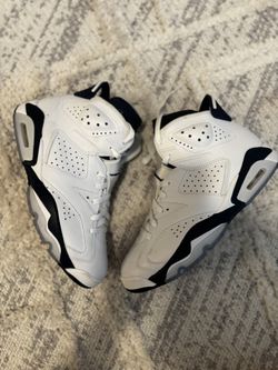 Retro 6 Midnight Navy