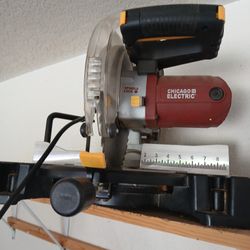 Chicago Electric Miter Saw