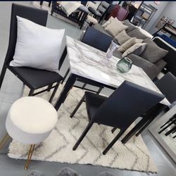Dining Table With 4 Black Chairs 