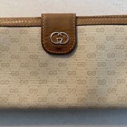 Vintage Gucci Wallet 