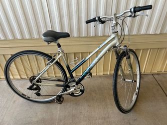 K2 step thru hybrid Bicycle medium