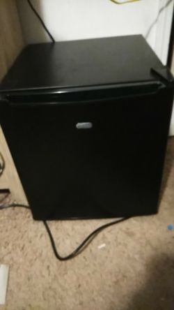 Mini fridge