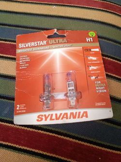Sylvania H1 SilverStar Ultra Halogen Headlight Bulbs (2-pack).