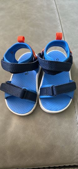 New Carters Size 4 toddler sandals