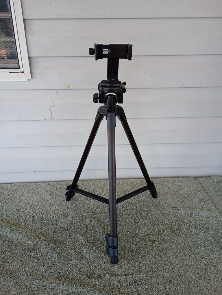 Onn 52" Aluminum Camera/Smartphone Tripod Adjustable Height, Light Weight, Mount