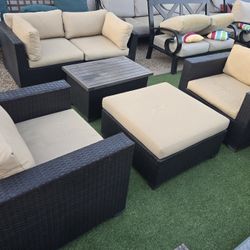$500 BEAUTIFUL BIG 6 PATIO FURNITURE 
