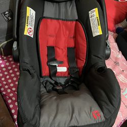 Baby Trend Car seat Stroller Combo