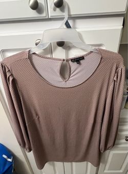 Women clothing please read description