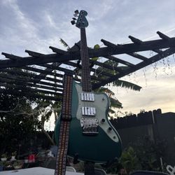 Squire Paranormal Rascal Bass