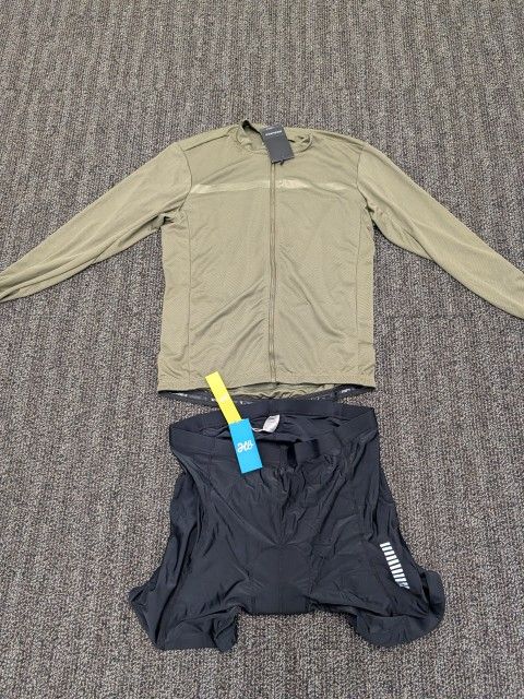 Cycling Uniform. Large Waist 35 - 37 Inch Suitable