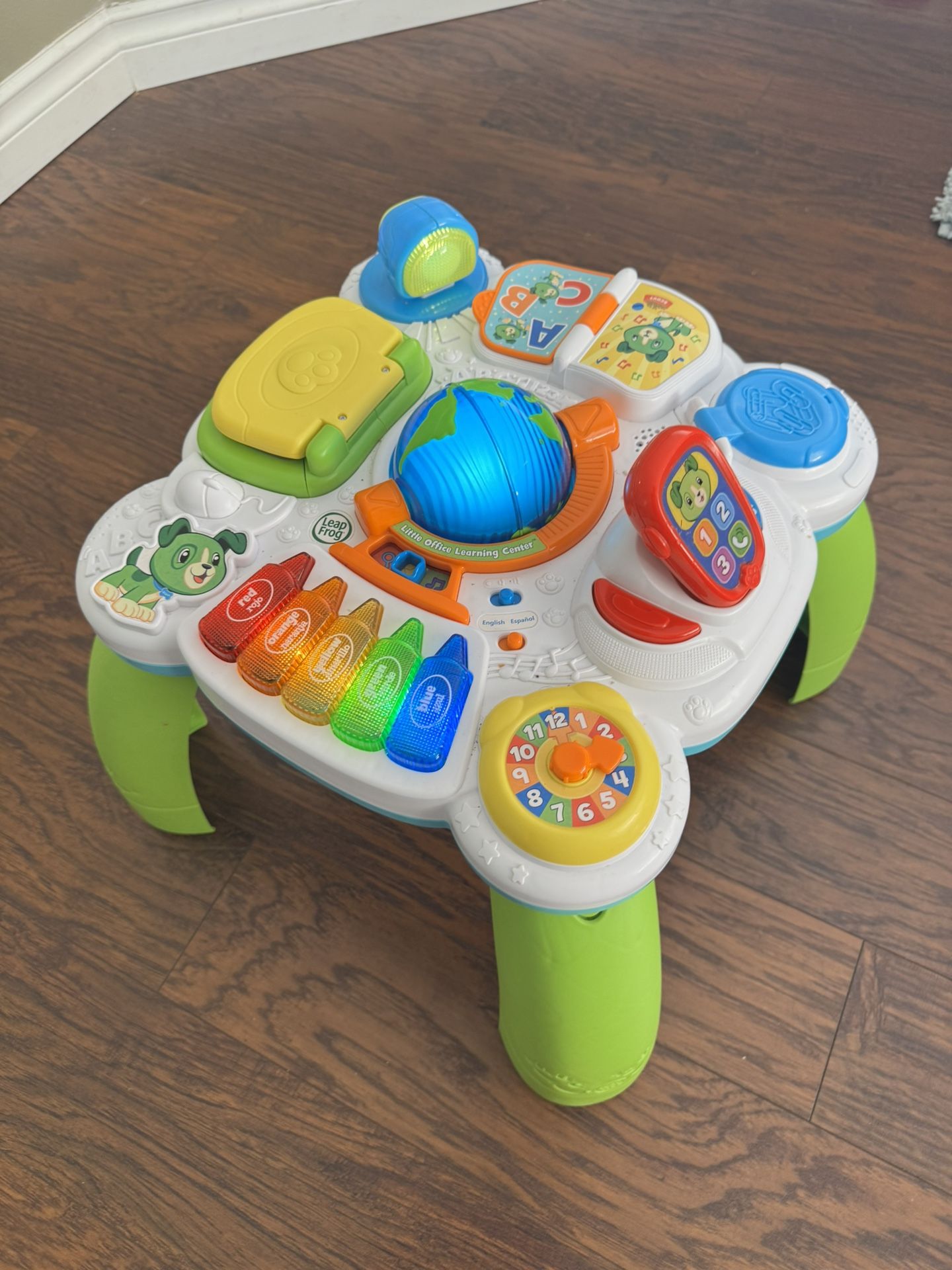 Bilingual Stand Toy